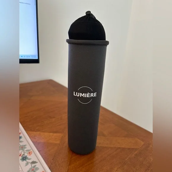 Lumiere Hydrogen Infusing Water Bottle - Has many health benefits! - Picture 8 of 14